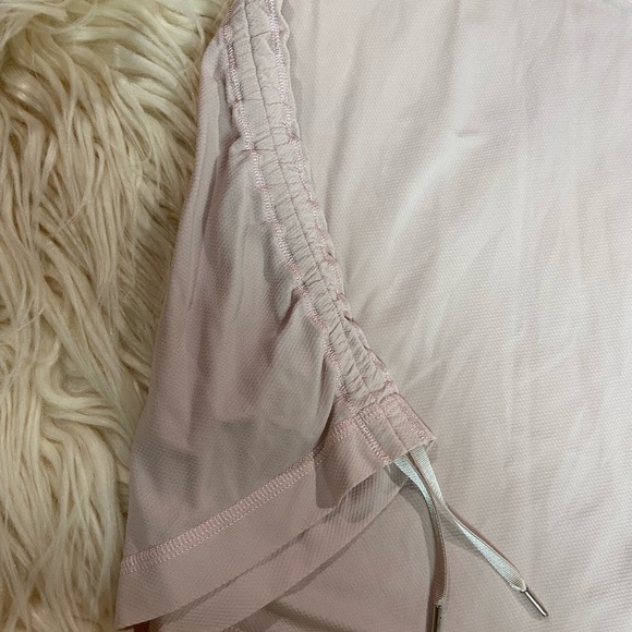 Lululemon hot spell tank - pink RUCHED SIDE - size 4 - Picture 10 of 10